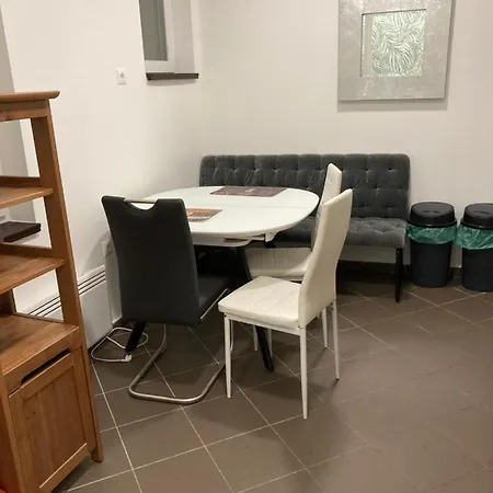 Roland Zuglo 2 Appartement