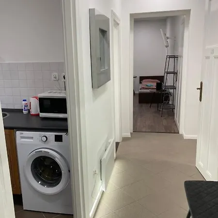 Roland Zuglo 2 Apartment Budapest